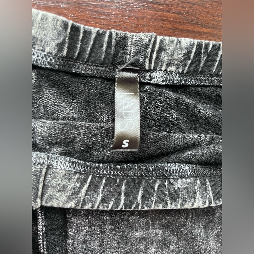 Lapis Acid Wash High-Low Maxi Skirt – Edgy Charcoal Gray Mullet Skirt (Size S) - Picture 5 of 7